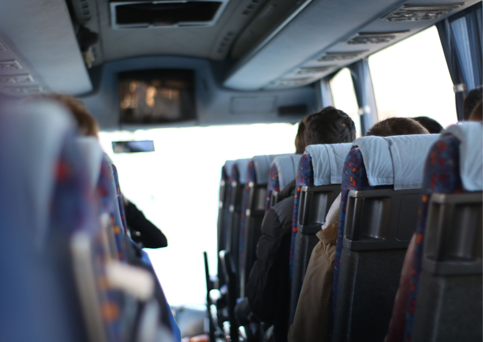 Barrierefreies Fahrzeug mit Rollstuhl-Lift