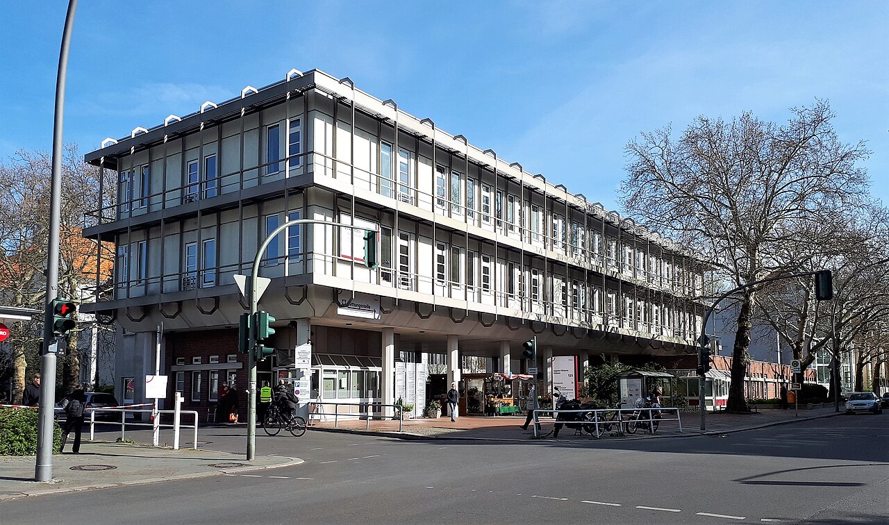 Sicher zum Auguste-Viktoria-Klinikum in Tempelhof-Schöneberg